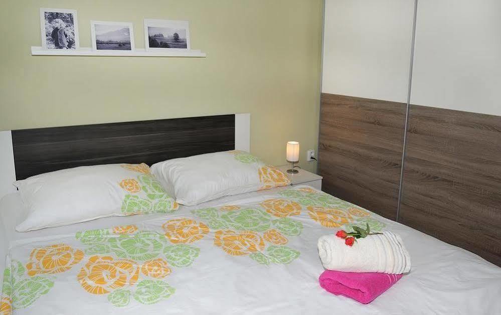 Apartmany Tilia Nova Lesna Bagian luar foto